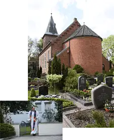Kirche in Borgfeld und Pastor Huette